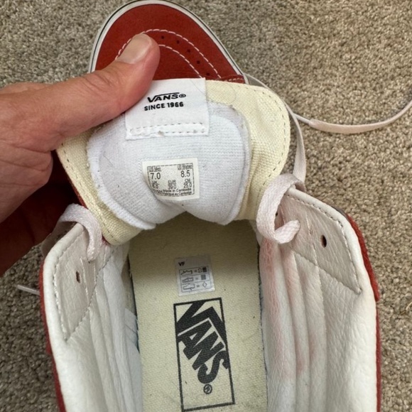 Red/white Vans Sk8-Hi Core Classics, size 8.5 (W) size 7.0 (M) - Picture 3 of 6